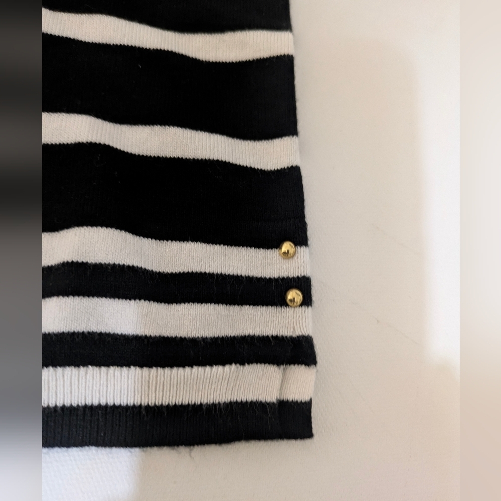 White House Black Market Striped Sweater Top Medium Short Sleeve Scoop Neckline - Picture 7 of 12